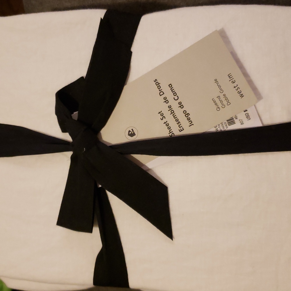 ❤️BUY 2 GET 1 FREE West Elm European Flax Linen Sheet Set, White,vQueen, $279 - Picture 2 of 16